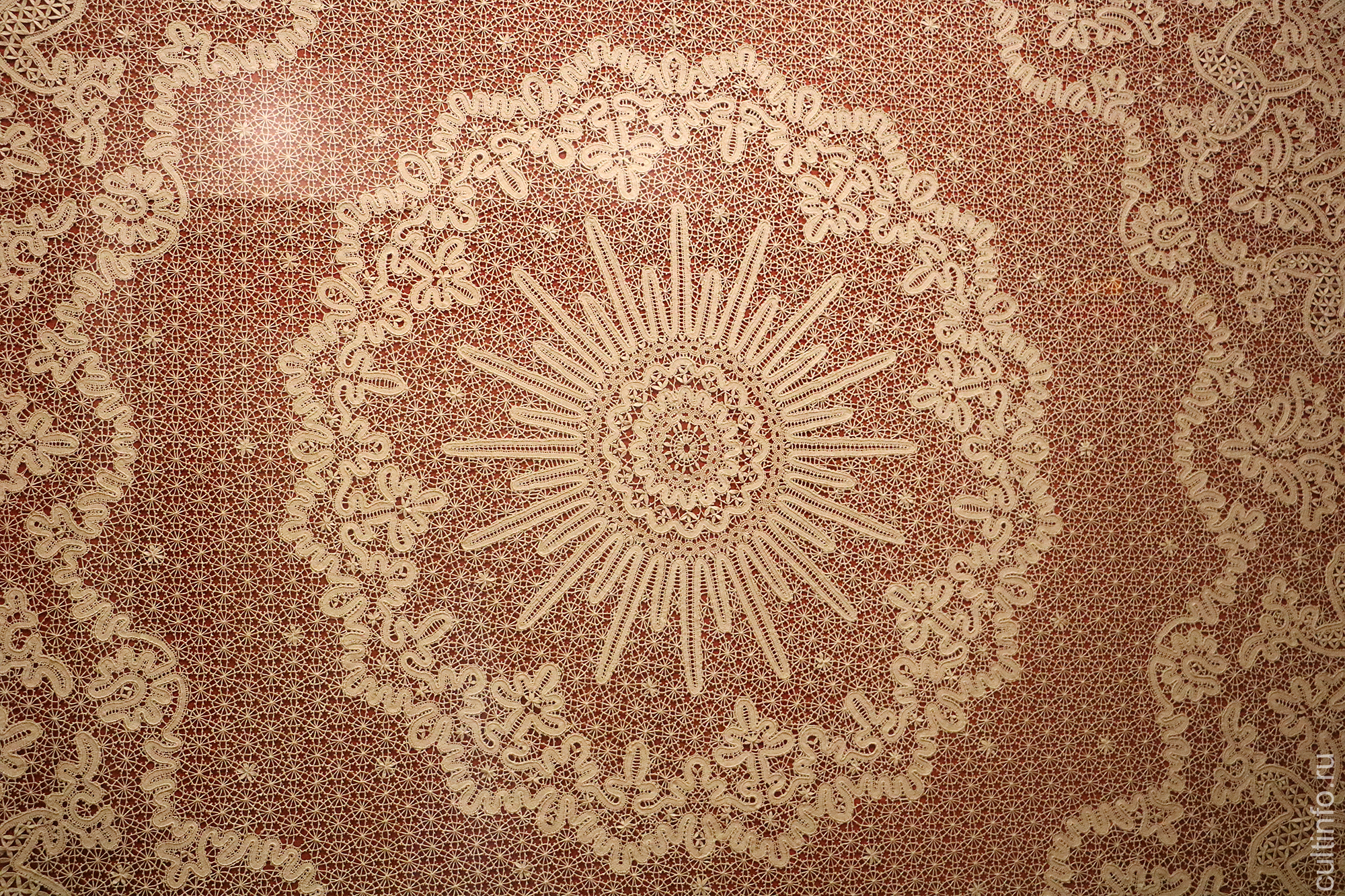 Скатерть «Северное сияние». Фрагмент